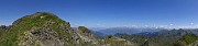 54 Panoramica verso la Valtellina e le Alpi Retiche